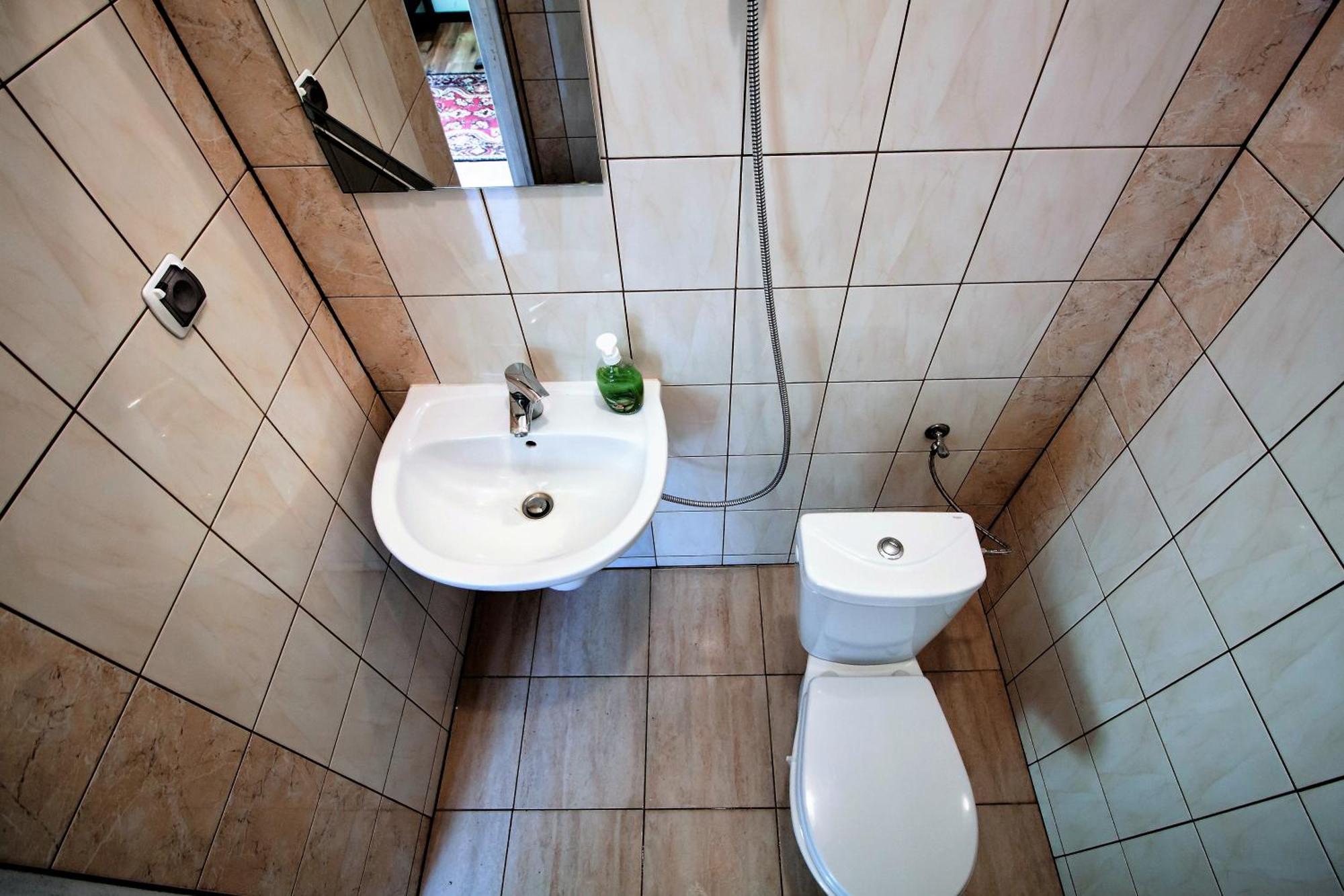 Kremenaros Hostel Ustrzyki Gorne Bilik gambar