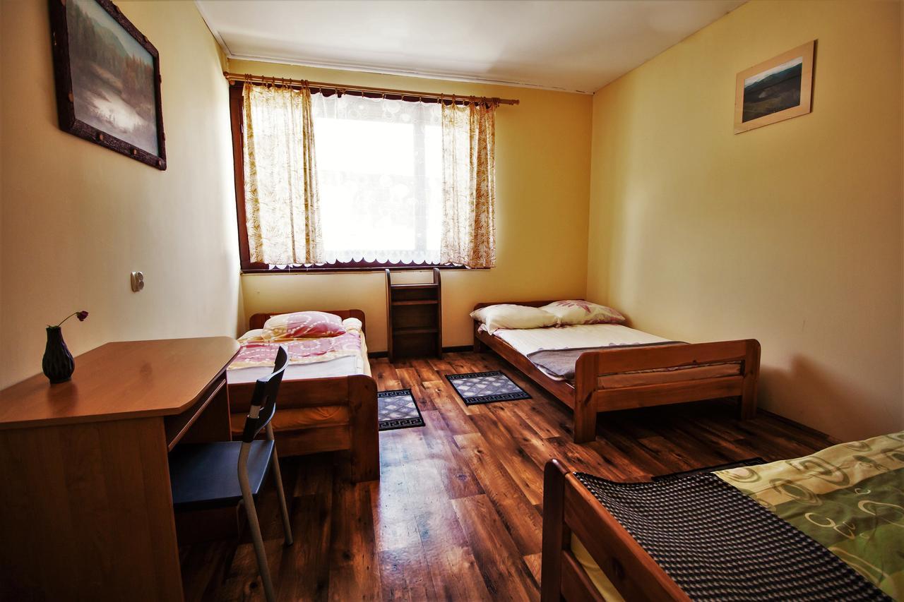 Kremenaros Hostel Ustrzyki Gorne Luaran gambar